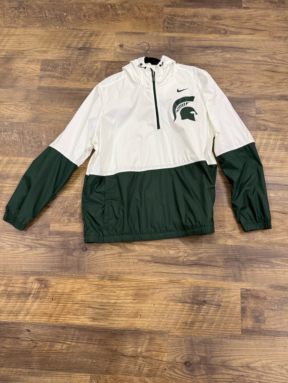 Nike MSU Spartans quarter Zip green & white with Spartan Logo